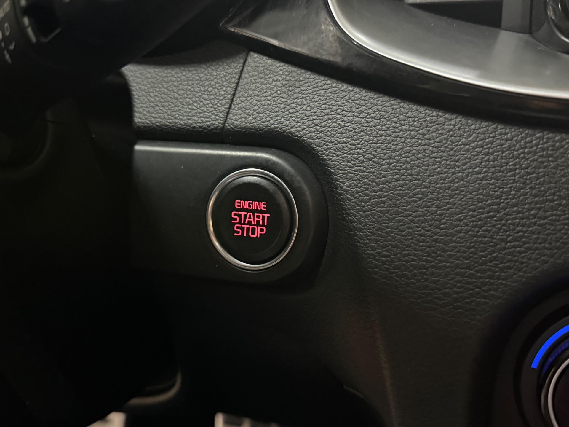 43992377-49.jpg