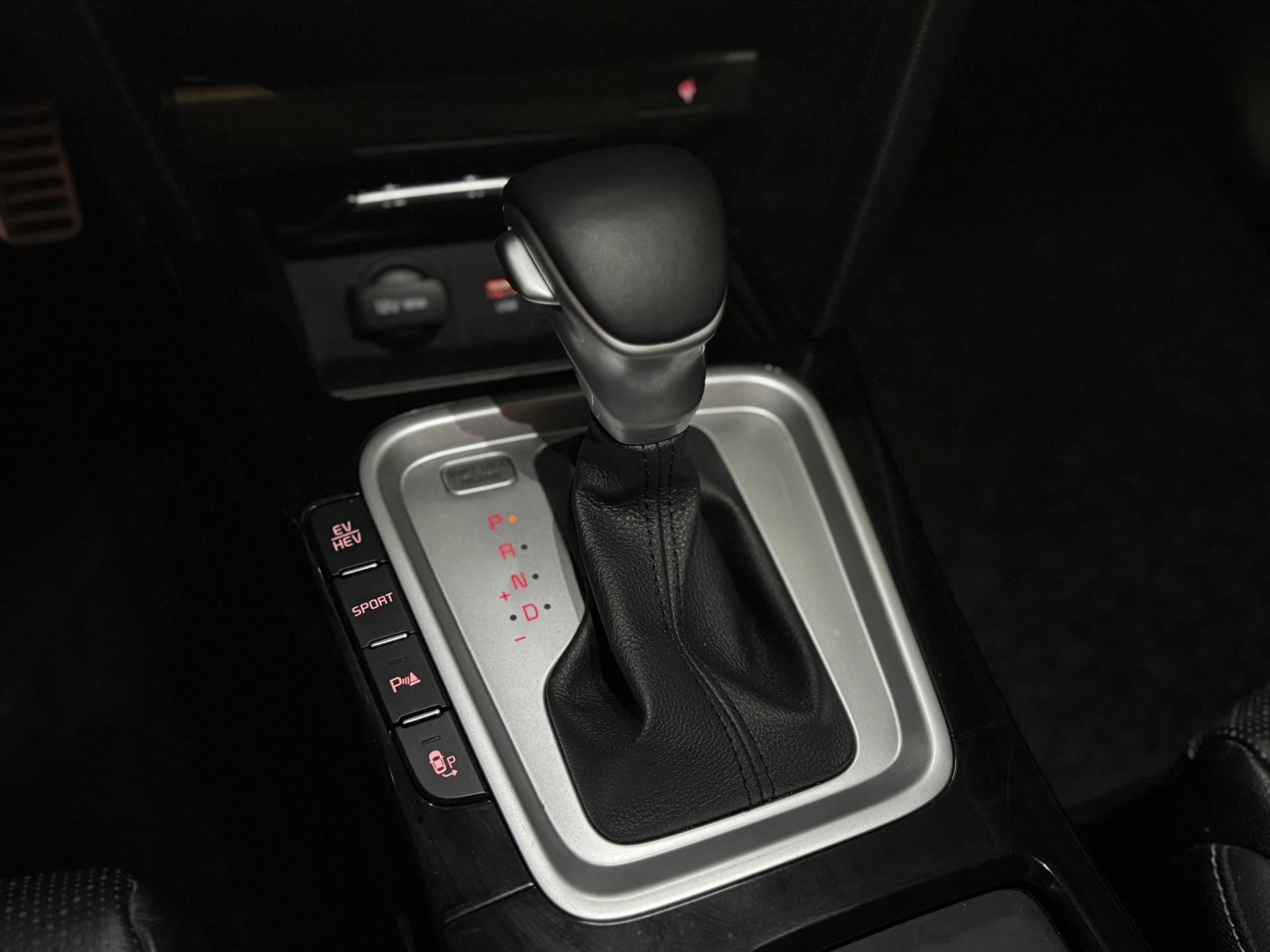 43992377-52.jpg